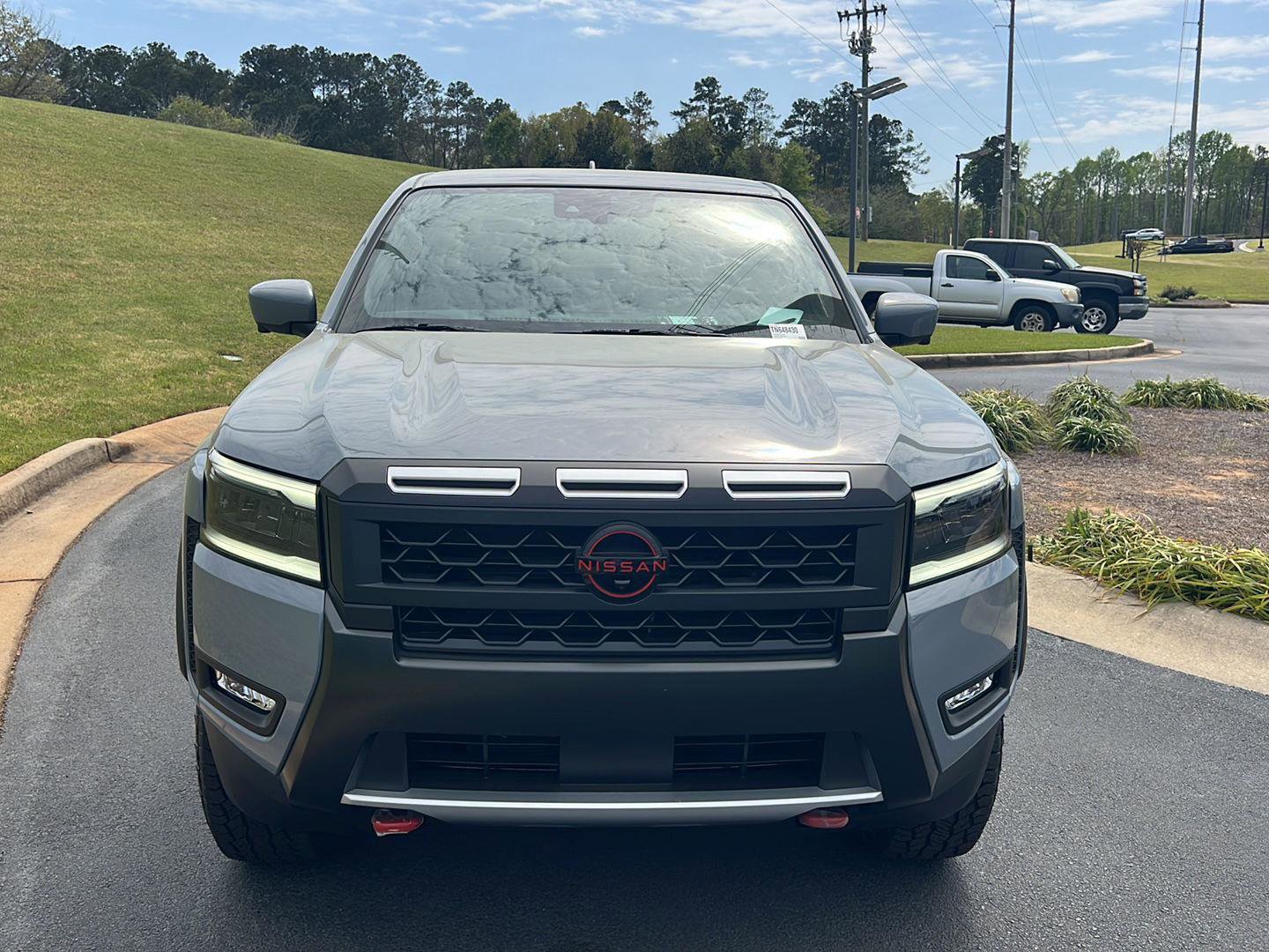 New 2026 Nissan Frontier Pro-X w/ Pro-X Convenience Package RWD image 9