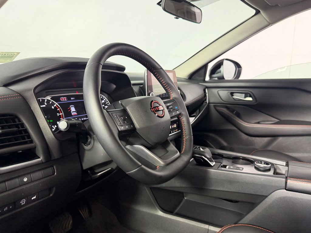 Used 2026 Nissan Rogue SV AWD/4WD image 20