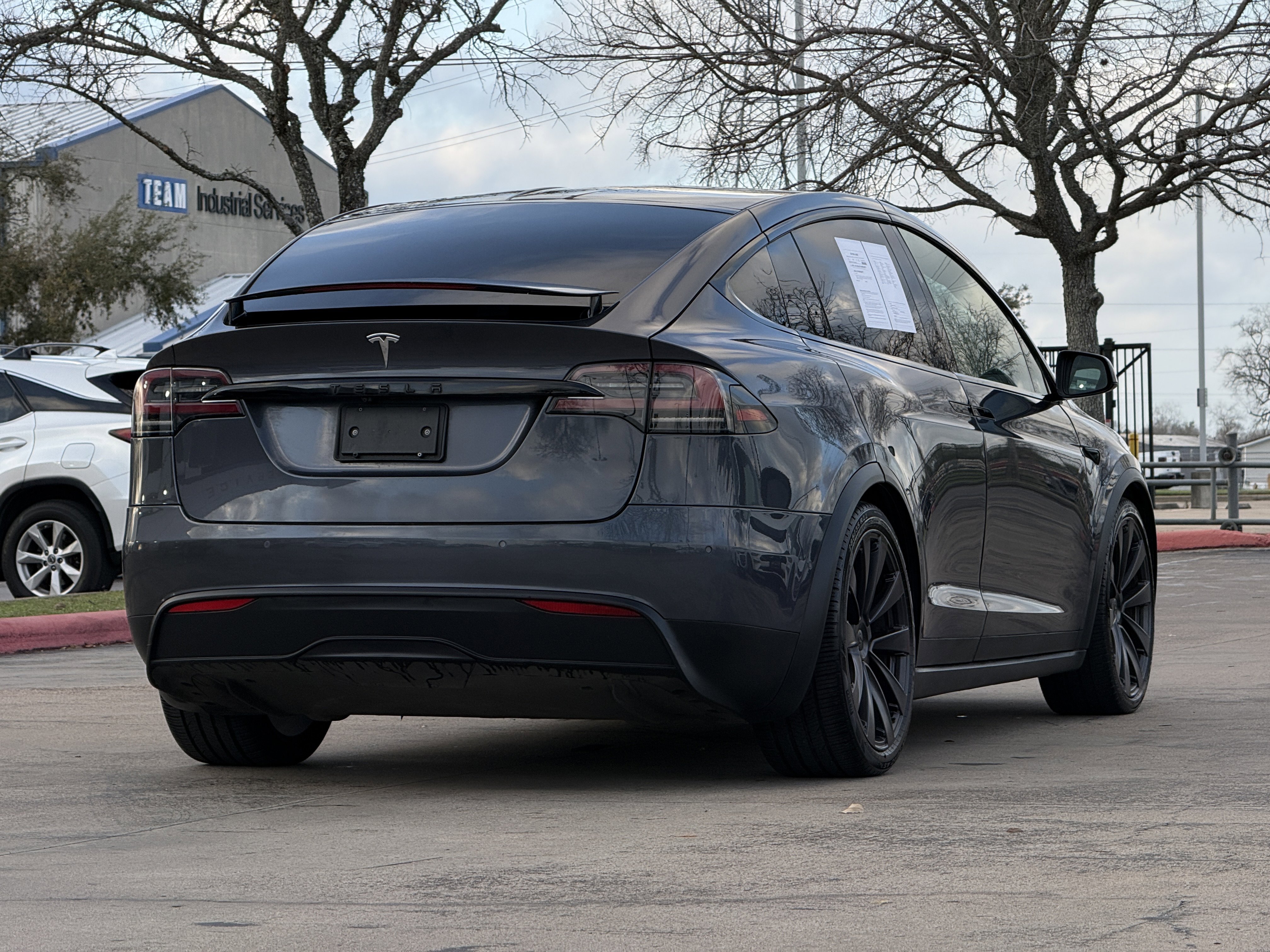 Used 2022 Tesla Model X Plaid AWD/4WD image 10