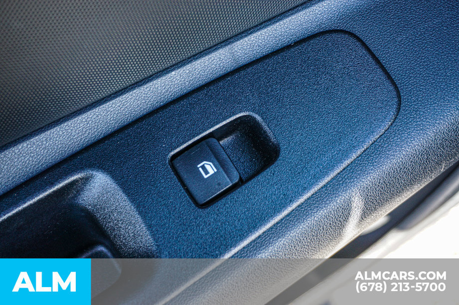 Used 2023 Hyundai Elantra SEL FWD image 48