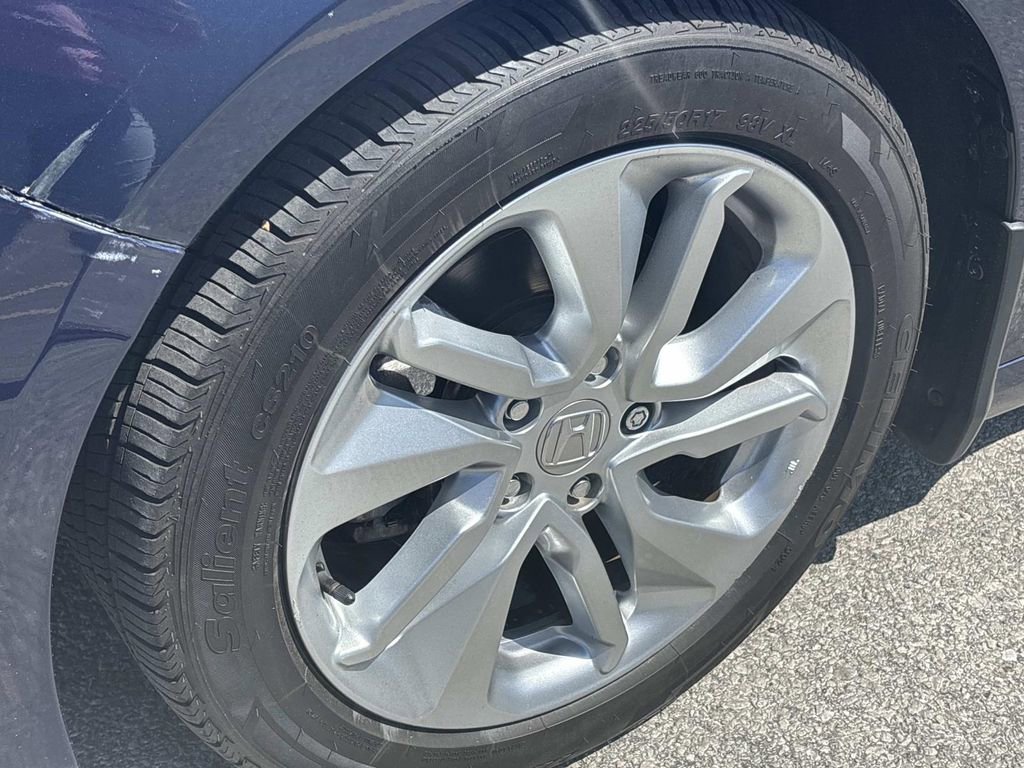 Used 2018 Honda Accord LX image 9