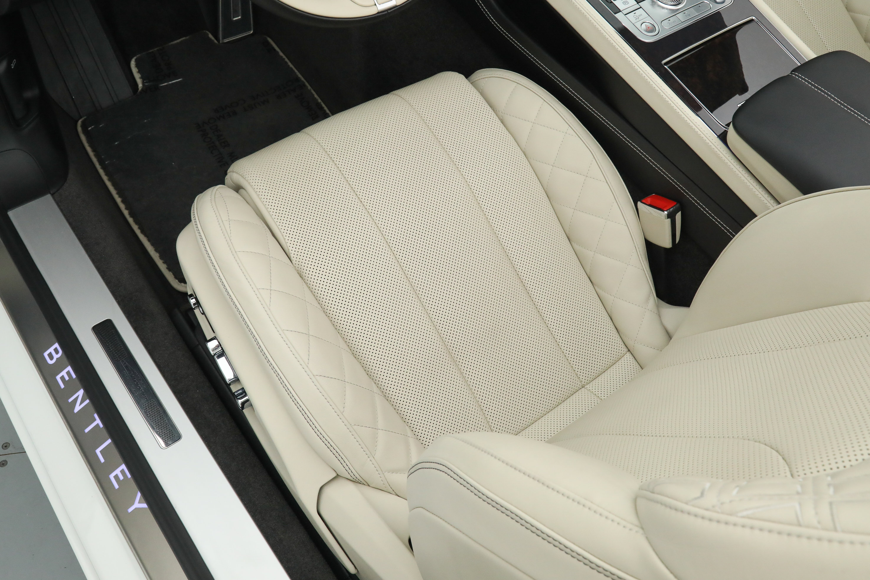 Used 2022 Bentley Continental GT AWD/4WD image 23