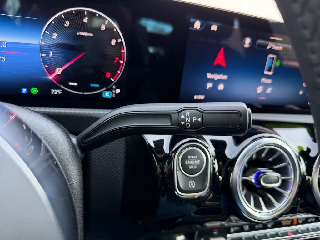 Used 2025 Mercedes-Benz CLA 250 4MATIC image 28