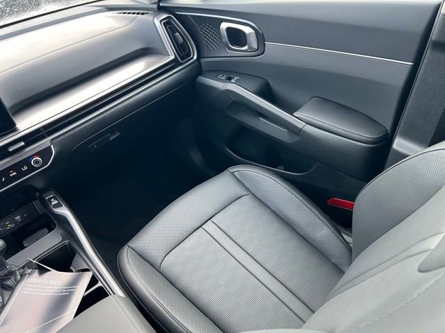 New 2026 Kia Sorento S image 11