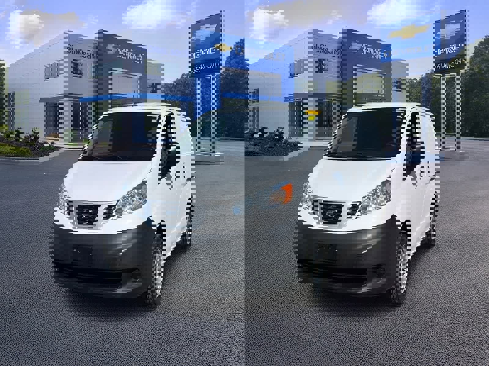 Used 2018 Nissan NV200 S w/ Back Door Glass Package image 1