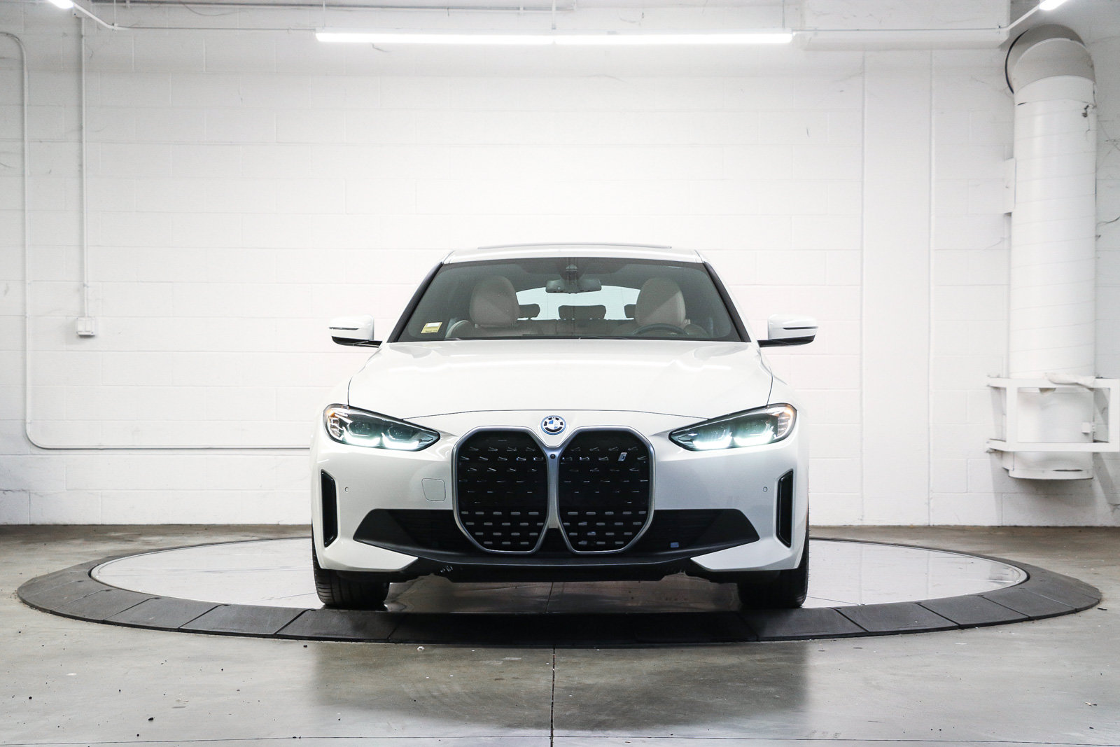 Certified 2023 BMW i4 eDrive40 w/ Parking Assistance Package RWD image 2