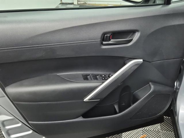 Used 2024 Toyota Corolla Cross SE image 17