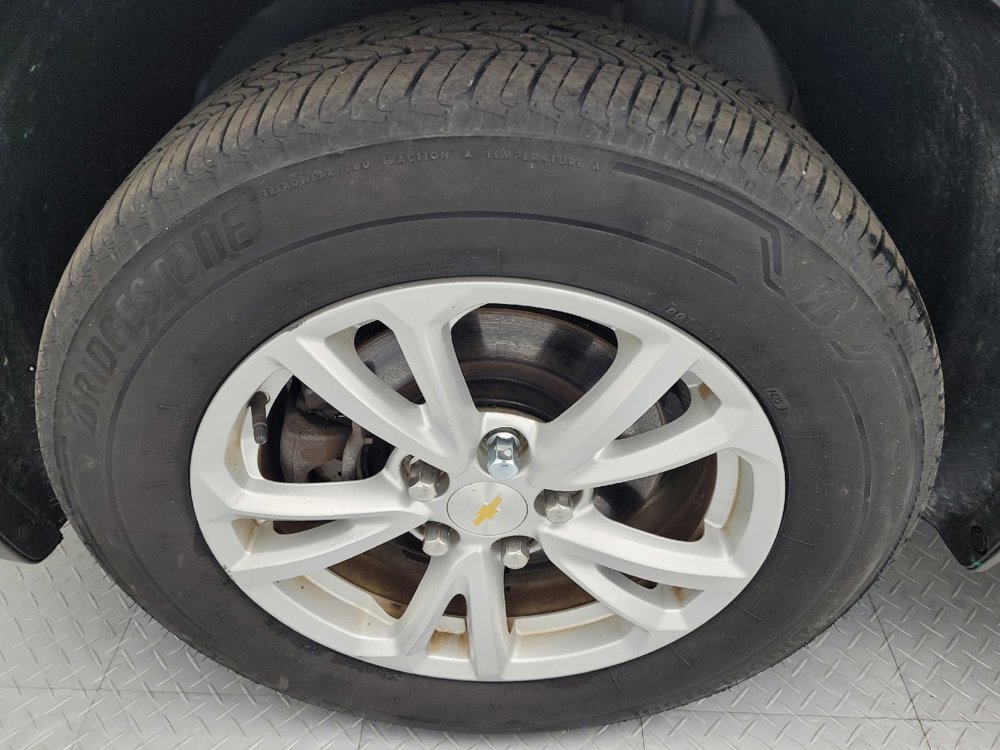 Used 2017 Chevrolet Equinox LT w/ Convenience Package image 31