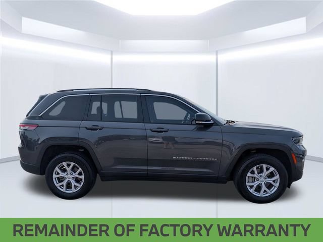 Certified 2022 Jeep Grand Cherokee Limited w/ Trailer Tow Prep Group (B) RWD image 8