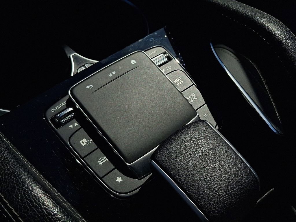 Used 2024 Mercedes-Benz GLE 450e 4MATIC image 27