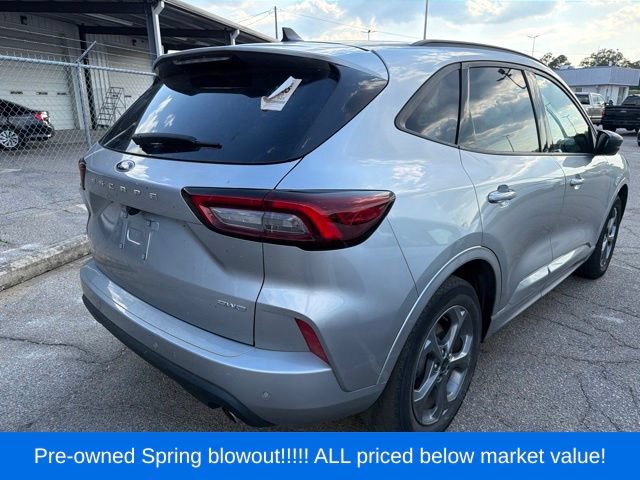 Used 2023 Ford Escape ST-Line w/ Tech Pack #1 AWD/4WD image 7