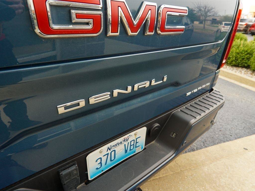 Used 2024 GMC Sierra 1500 Denali AWD/4WD image 10