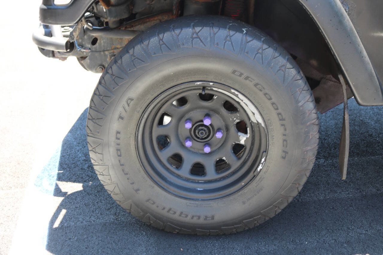 Used 2001 Jeep Wrangler Sport AWD/4WD image 31