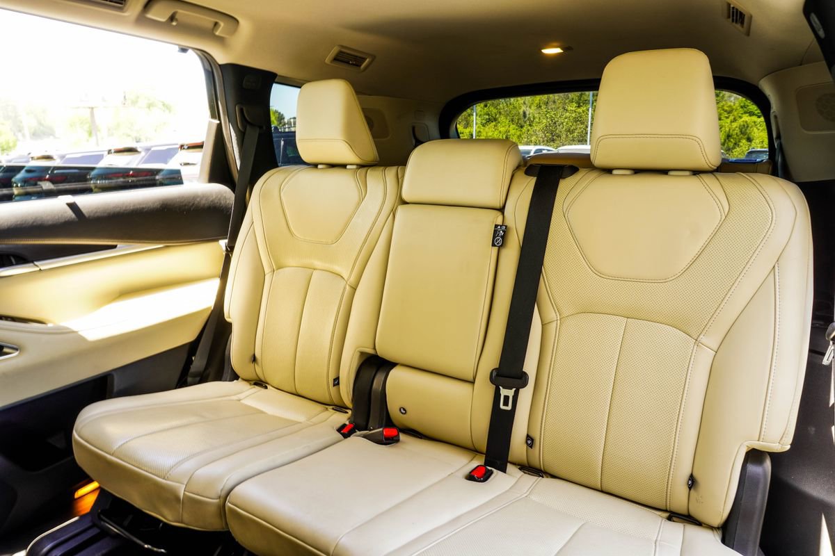 Certified 2023 INFINITI QX60 Sensory w/ Cargo Package image 34