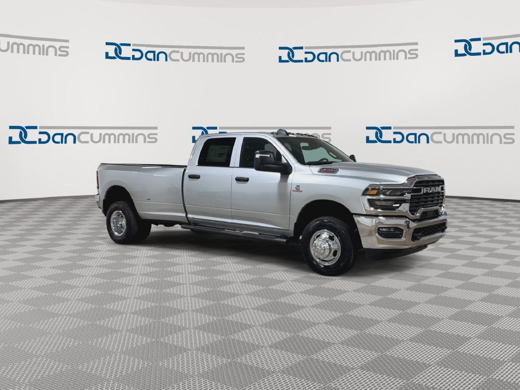 New 2027 RAM 3500 Tradesman AWD/4WD image 2