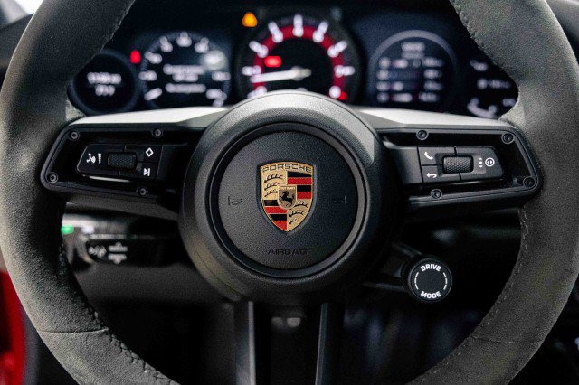 Used 2024 Porsche 911 Carrera T image 16