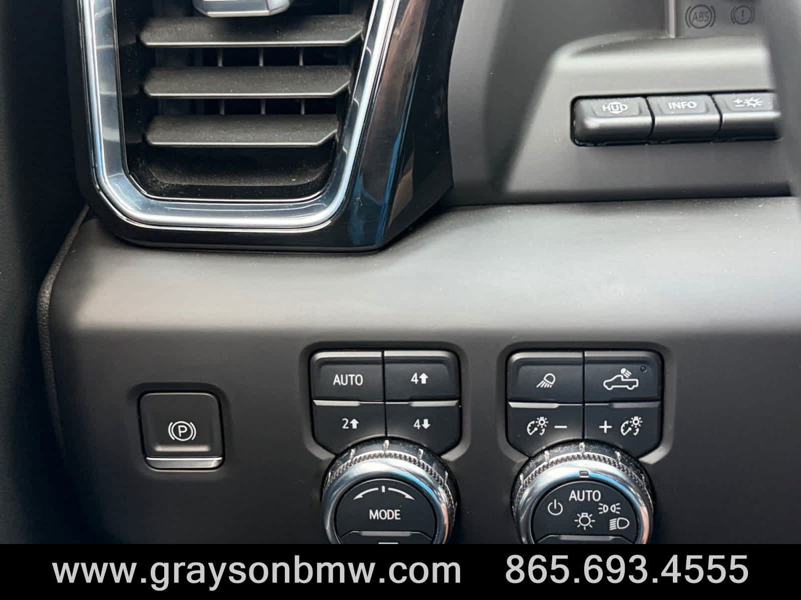Used 2023 GMC Sierra 1500 Denali w/ Denali Reserve Package AWD/4WD image 23