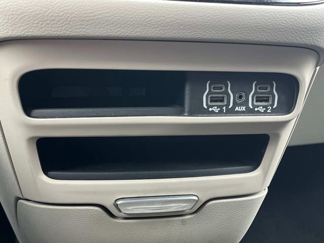 Used 2023 Chrysler Voyager LX FWD image 36