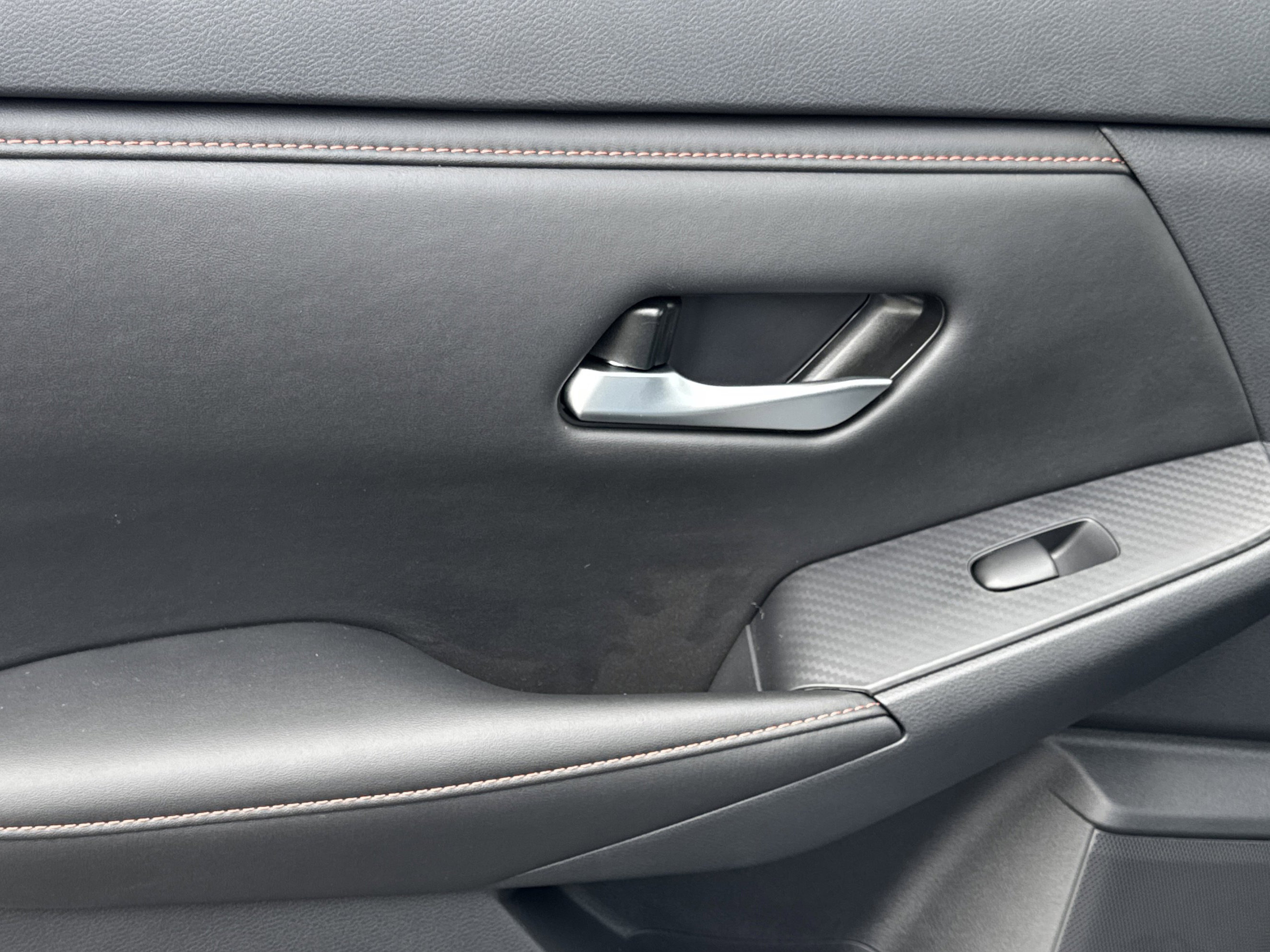 New 2025 Nissan Sentra SR image 13