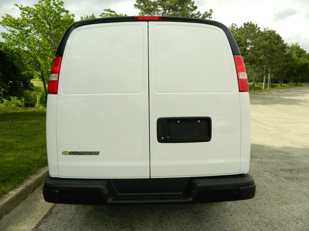 Used 2022 Chevrolet Express 2500 w/ Driver Convenience Package RWD image 8