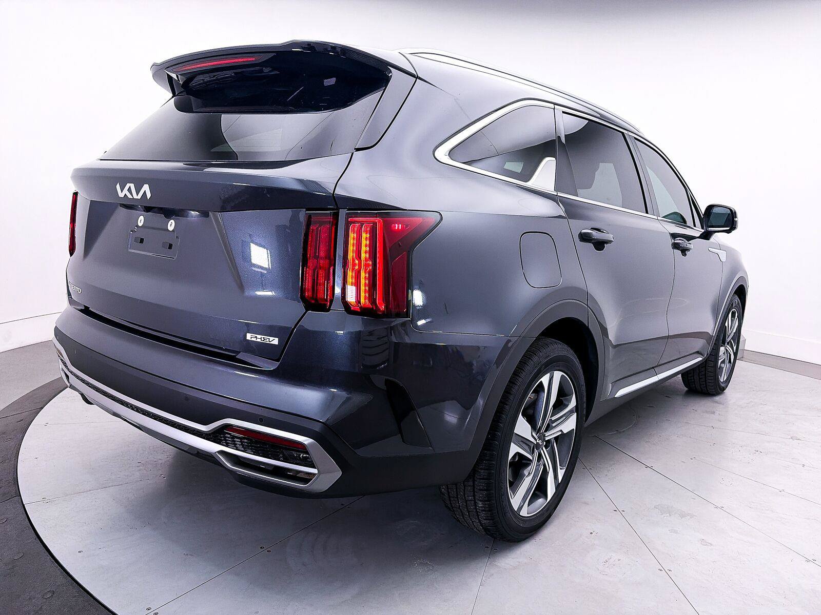 Used 2023 Kia Sorento SX Prestige AWD/4WD image 17