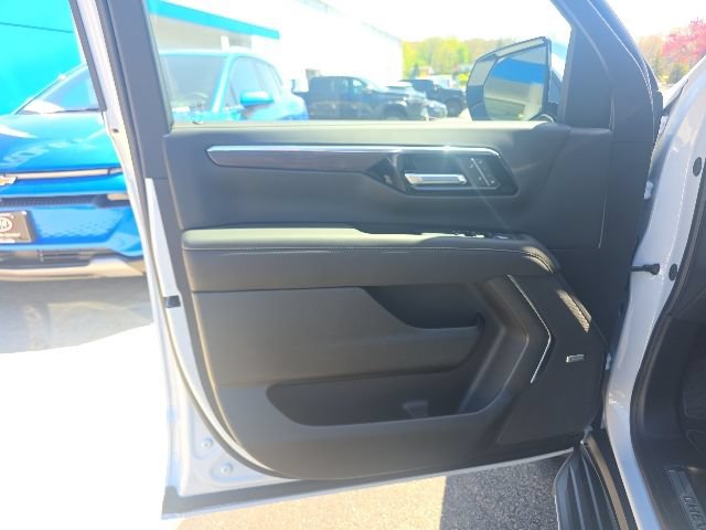 New 2026 Chevrolet Tahoe Premier w/ Sun And Tow Package AWD/4WD image 15