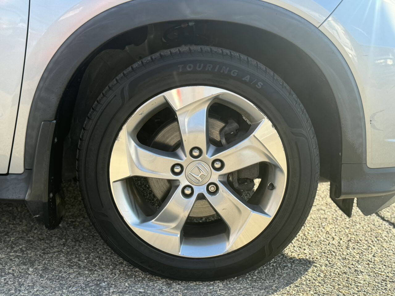 Used 2018 Honda HR-V LX image 34