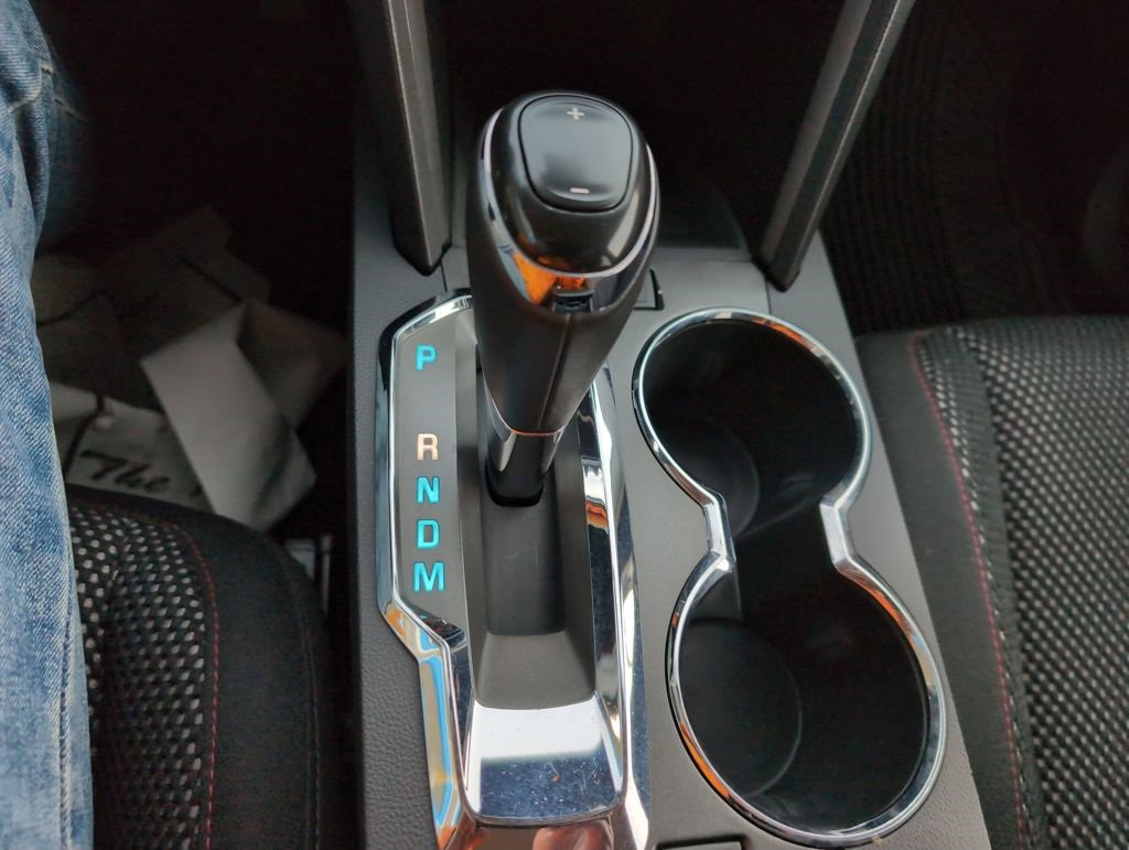 Used 2017 Chevrolet Equinox LT w/ Convenience Package image 19