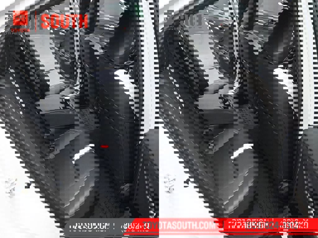 New 2026 Toyota Camry SE image 32