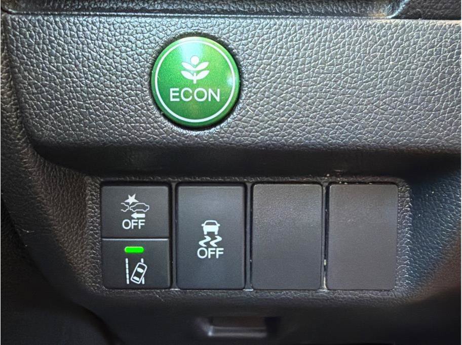 Used 2020 Honda Fit EX image 25