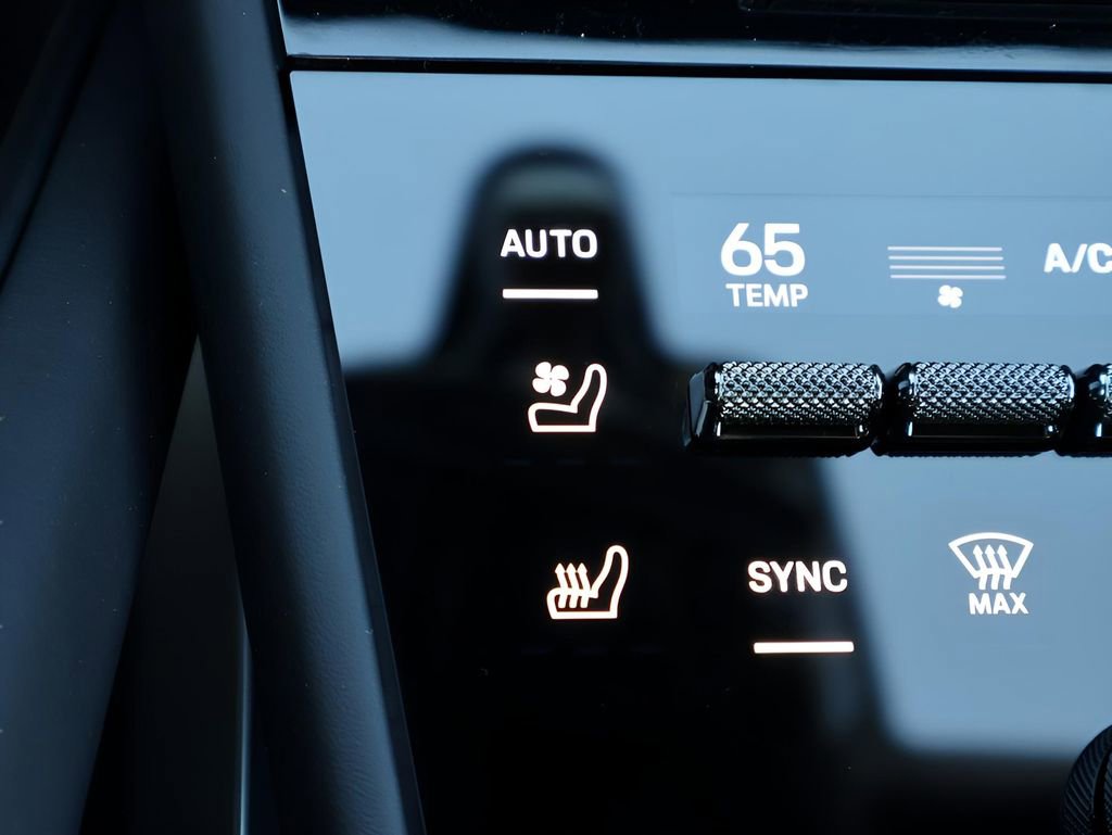 New 2026 Porsche Cayenne Turbo GT image 28