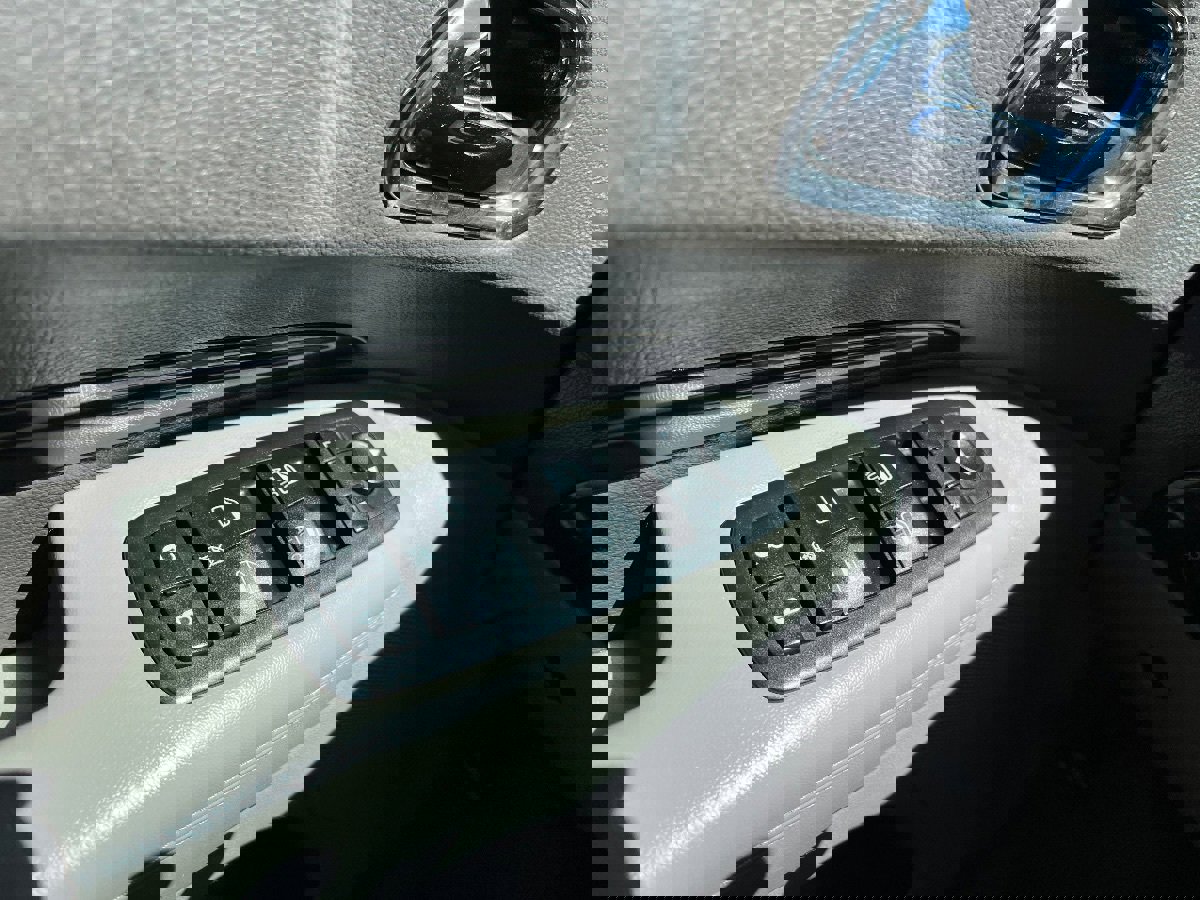 Used 2011 Dodge Durango Crew AWD/4WD image 22