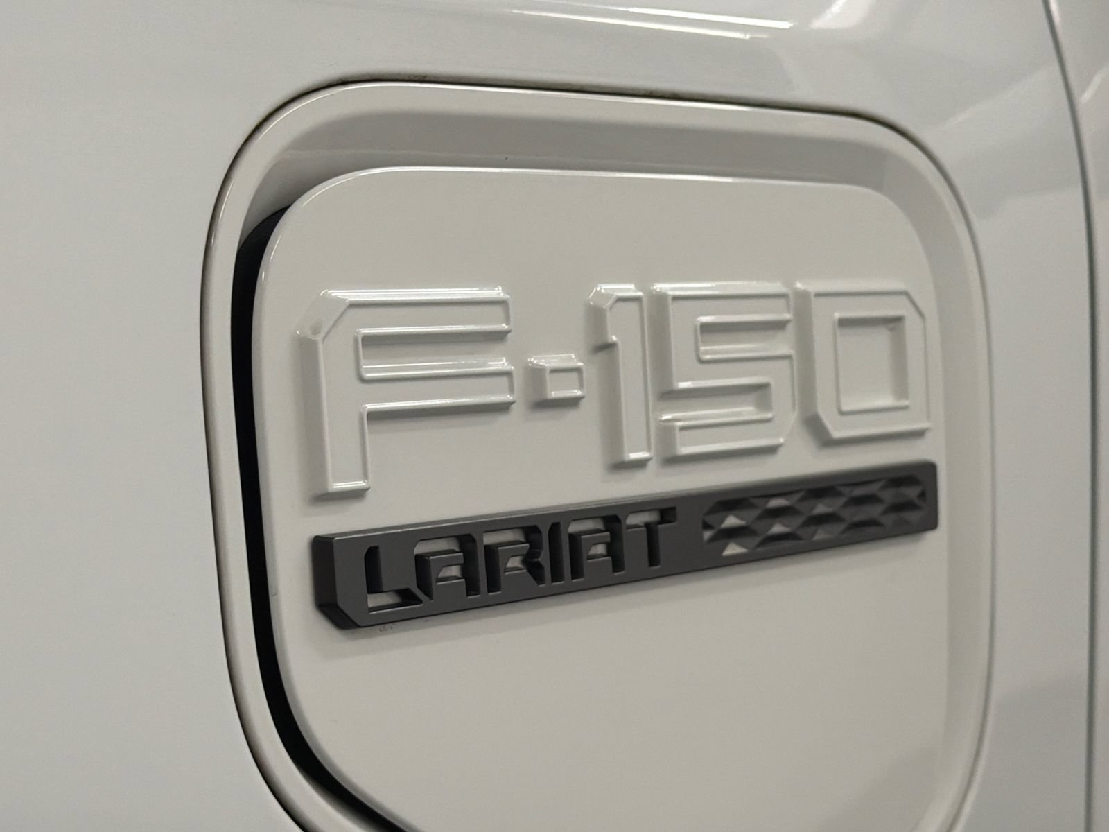 Used 2023 Ford F150 Lightning Lariat AWD/4WD image 14