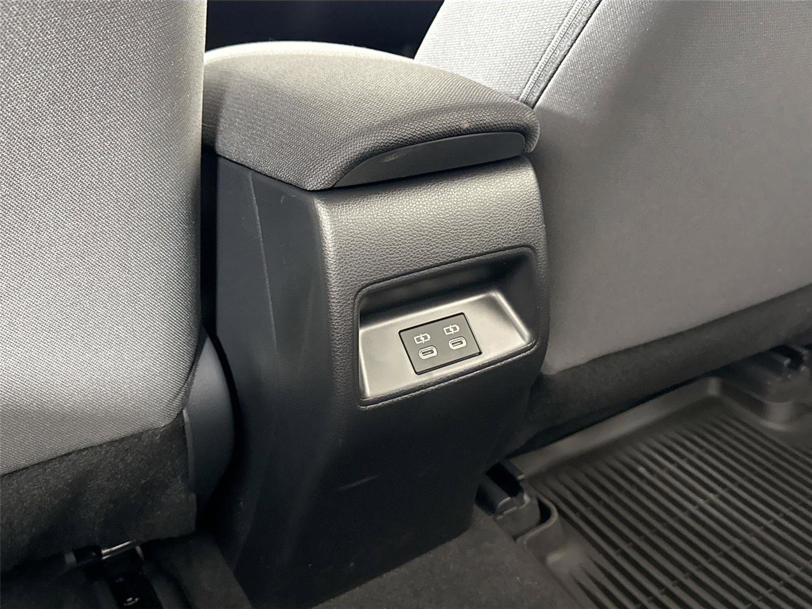 Certified 2025 Toyota Corolla LE image 33