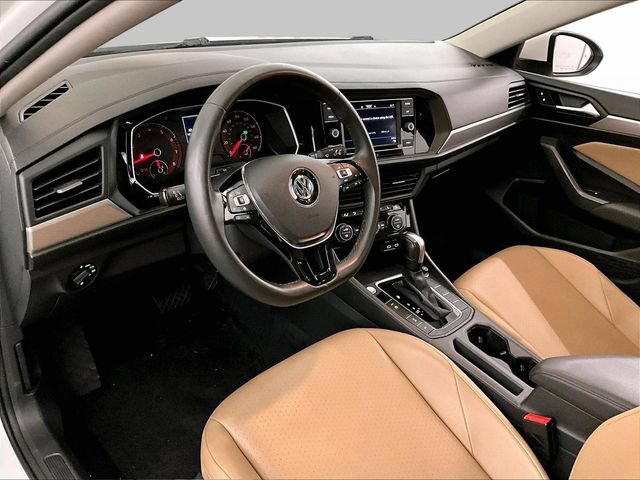 Used 2020 Volkswagen Jetta SE w/ SE Cold Weather Package FWD image 12