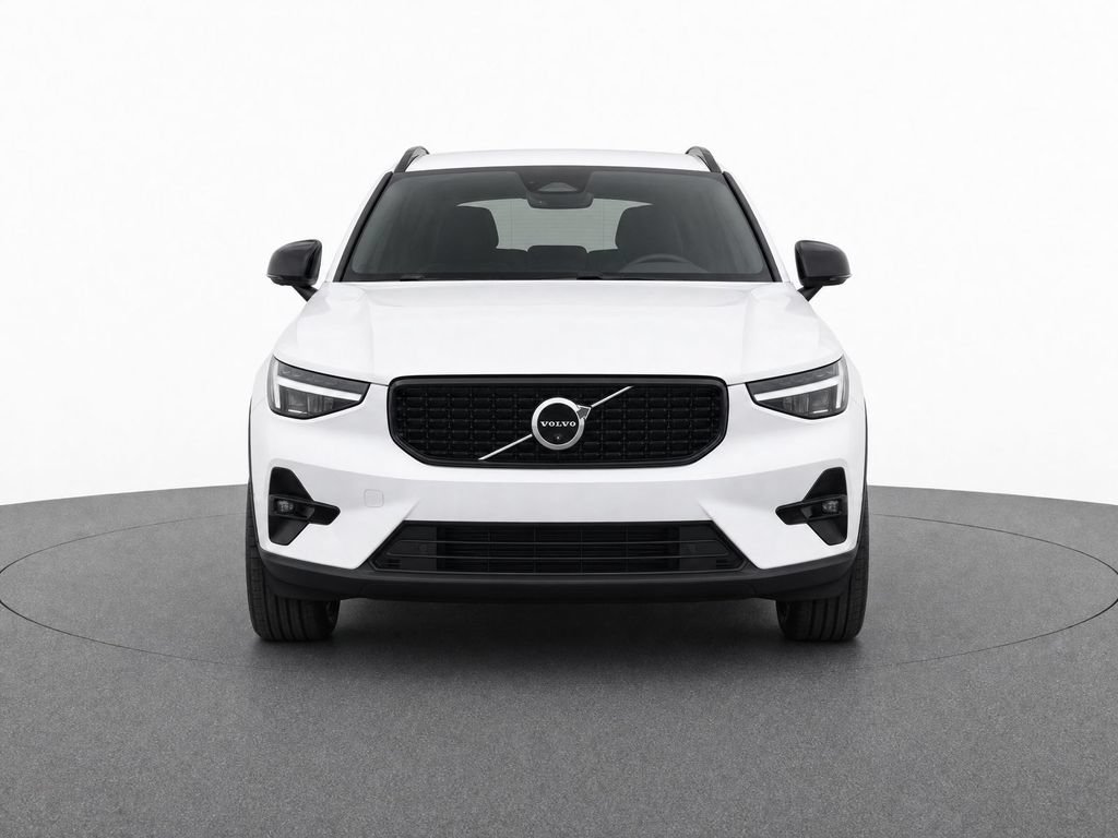 New 2026 Volvo XC40 B5 Plus w/ Protection Package Premier AWD/4WD image 5