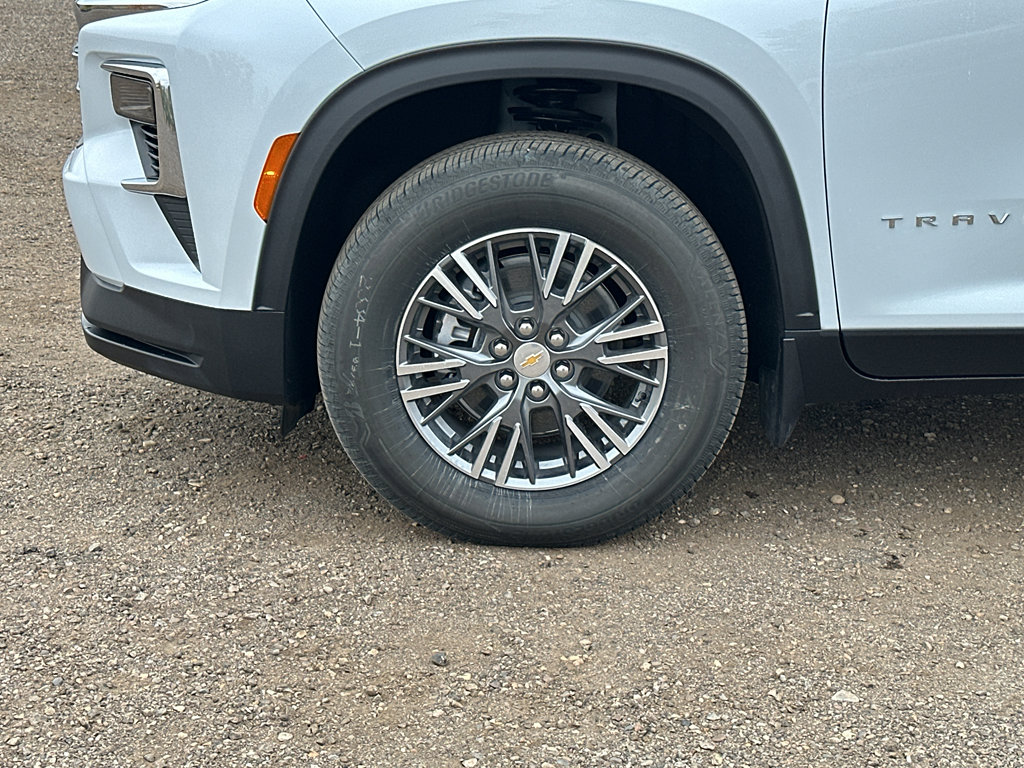 New 2026 Chevrolet Traverse LT image 26