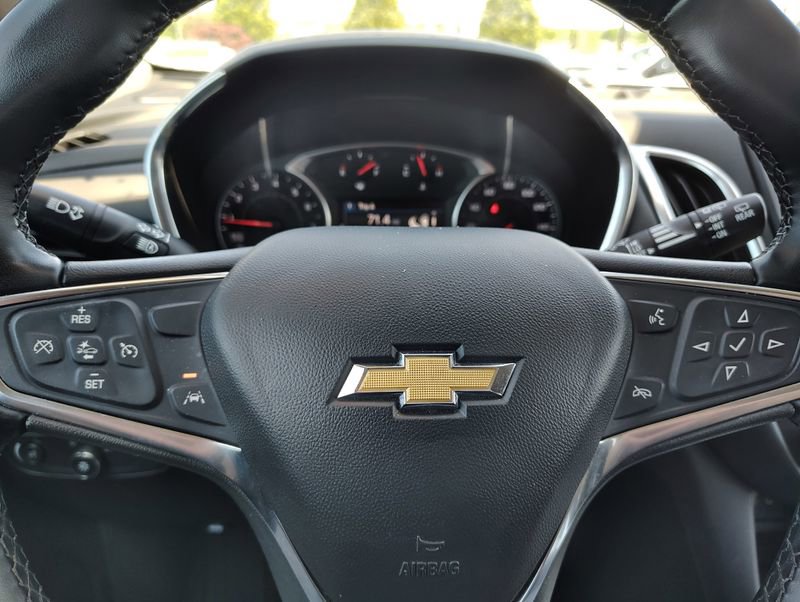 Used 2024 Chevrolet Equinox LT AWD/4WD image 13