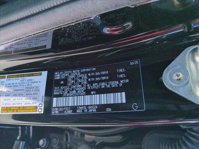 Certified 2025 Toyota 4Runner TRD Off-Road AWD/4WD image 24