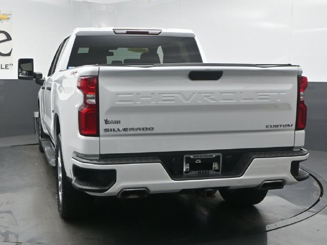 Used 2021 Chevrolet Silverado 1500 Custom w/ Custom Max Trailering Package AWD/4WD image 38