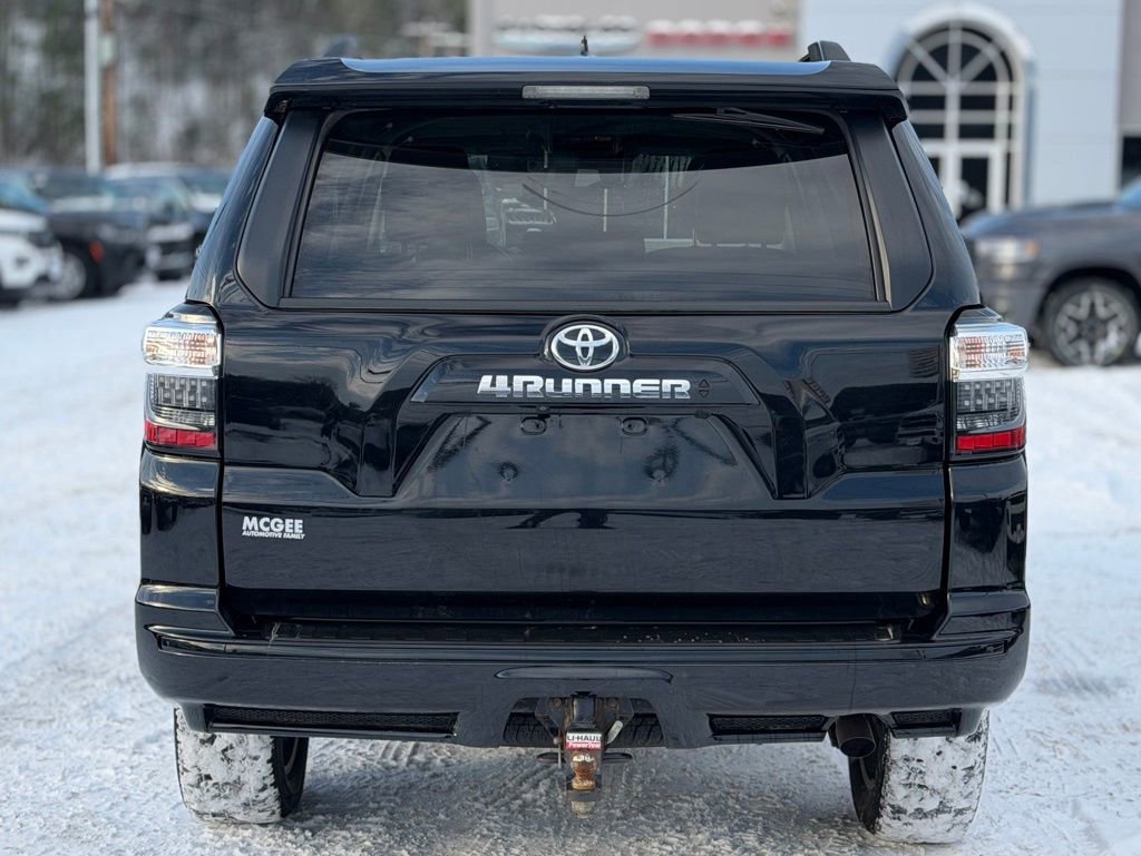 Used 2022 Toyota 4Runner TRD Sport w/ Technology Package image 4