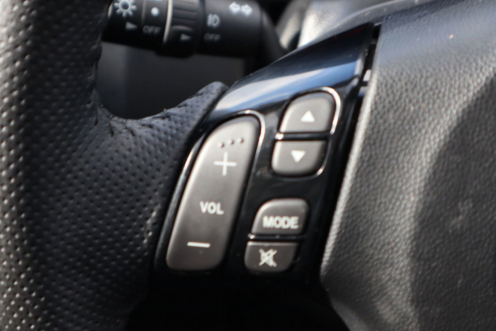 Used 2008 MAZDA MAZDA3 s Touring image 25