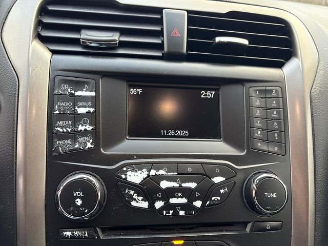 Used 2018 Ford Fusion SE image 31