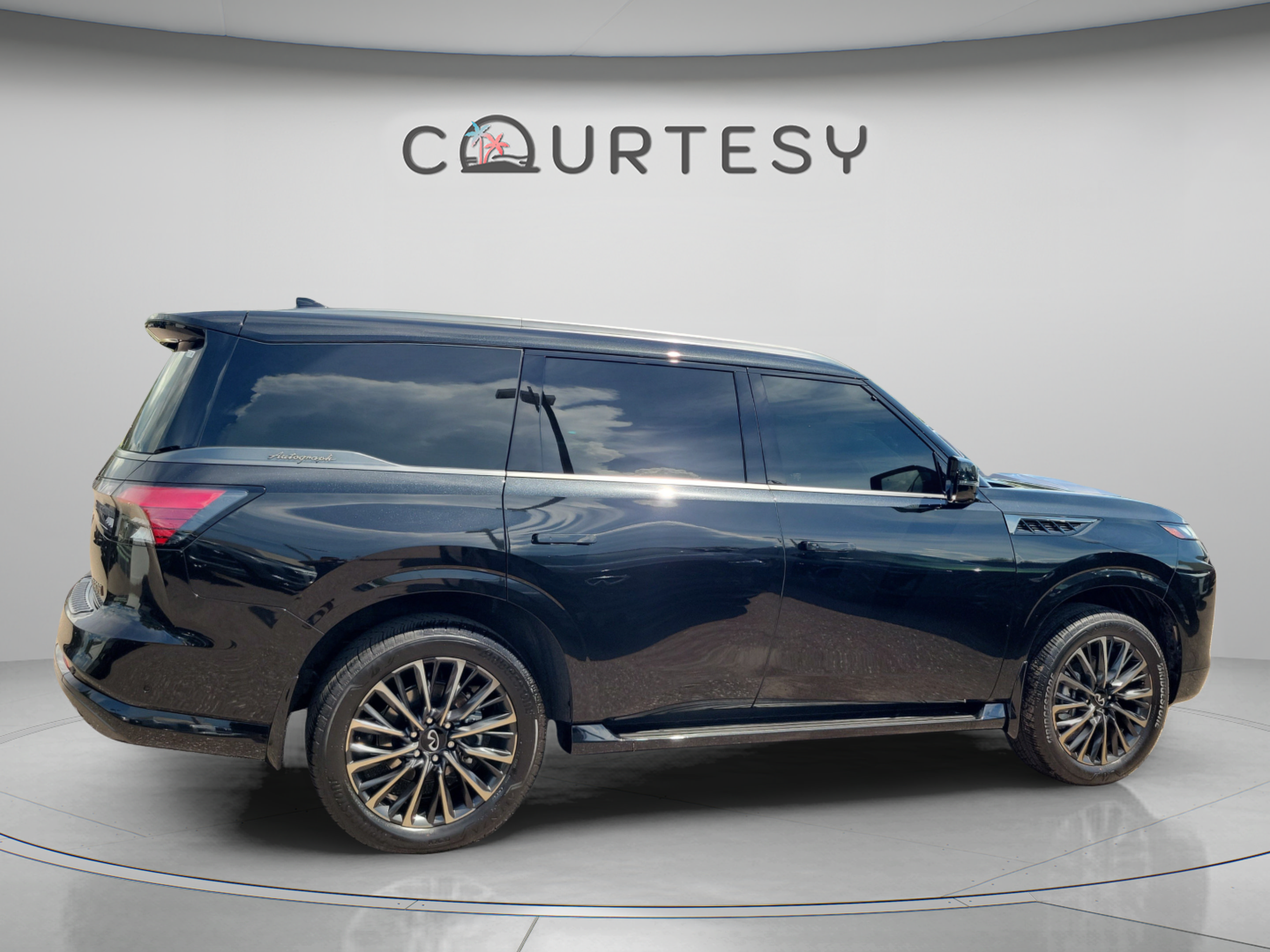 Certified 2026 INFINITI QX80 Autograph w/ Autograph Exterior Package AWD/4WD image 5