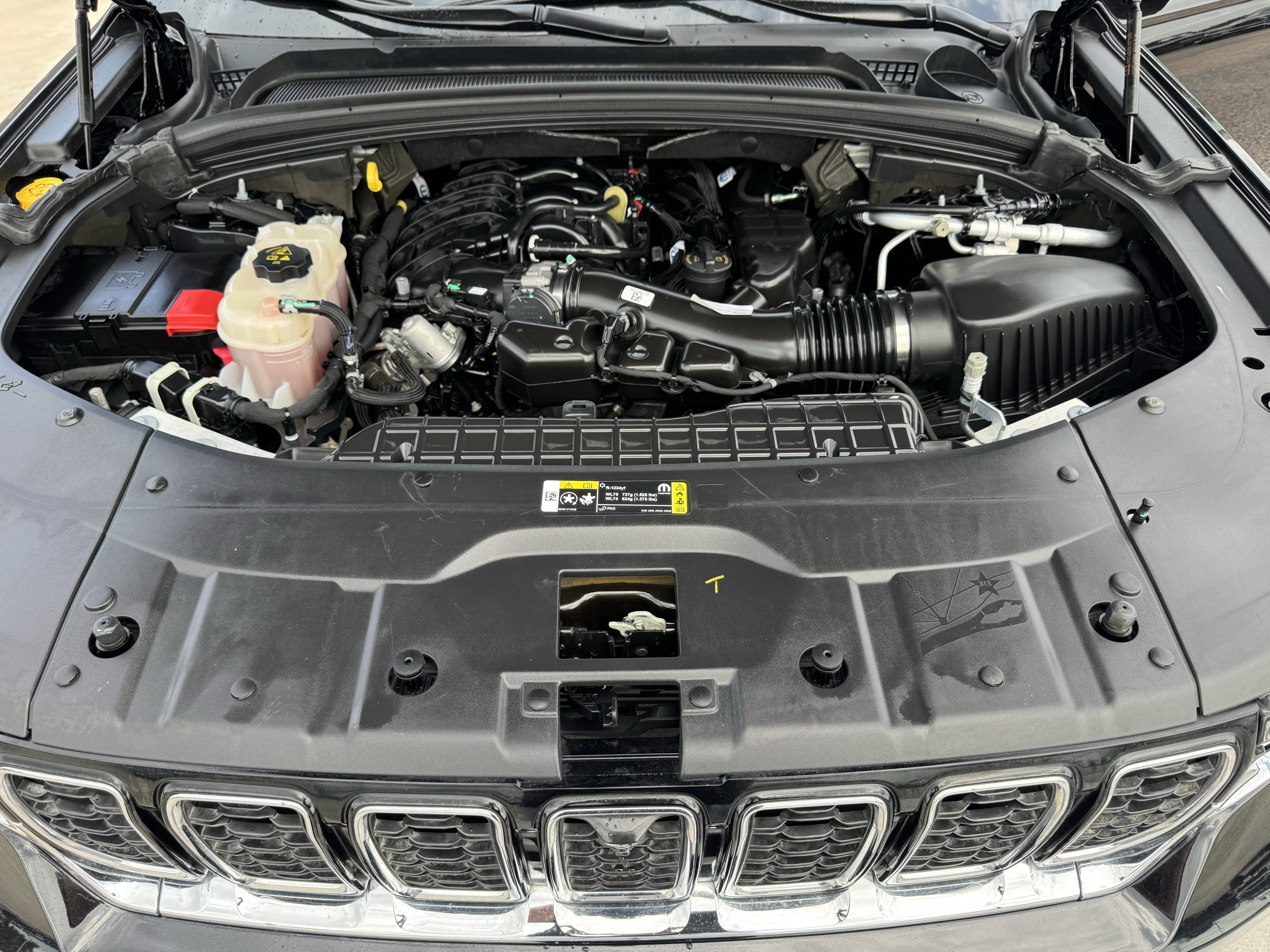 Used 2023 Jeep Grand Cherokee Limited w/ Luxury Tech Group II image 31