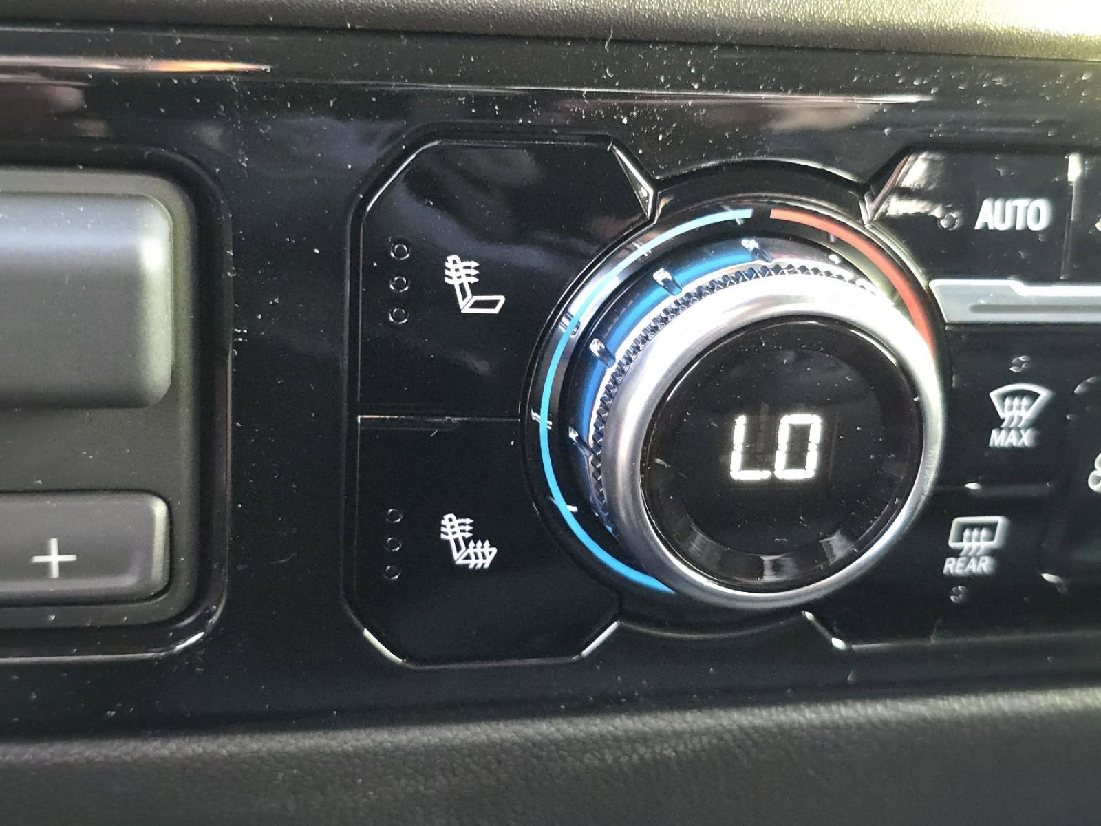 New 2026 GMC Sierra 1500 Elevation image 6