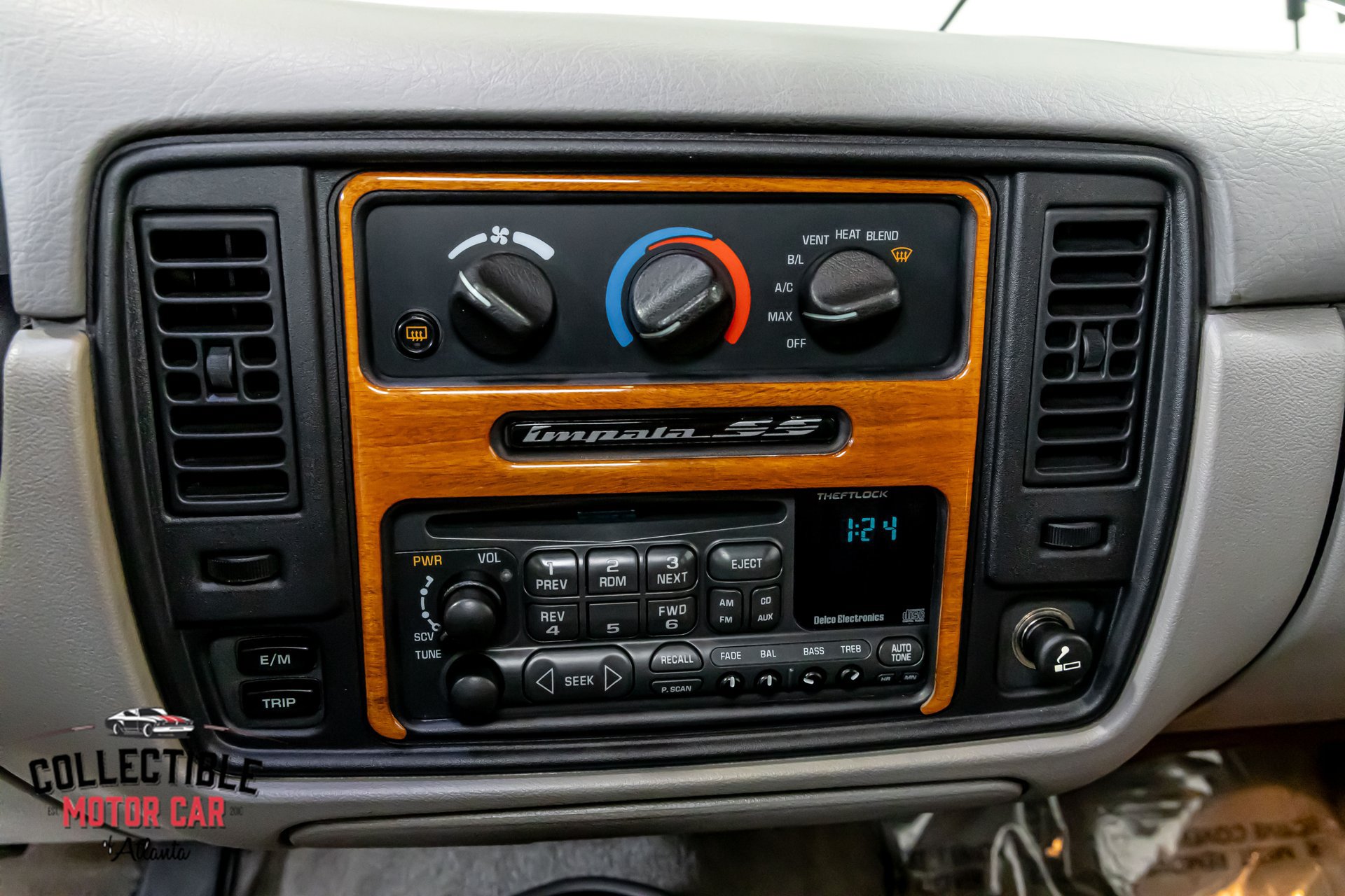 Used 1996 Chevrolet Impala SS RWD image 81