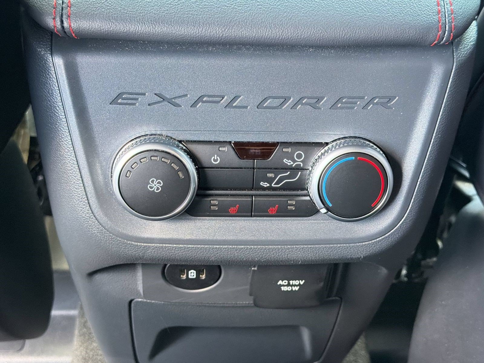 Used 2025 Ford Explorer ST-Line w/ Premium Package RWD image 26
