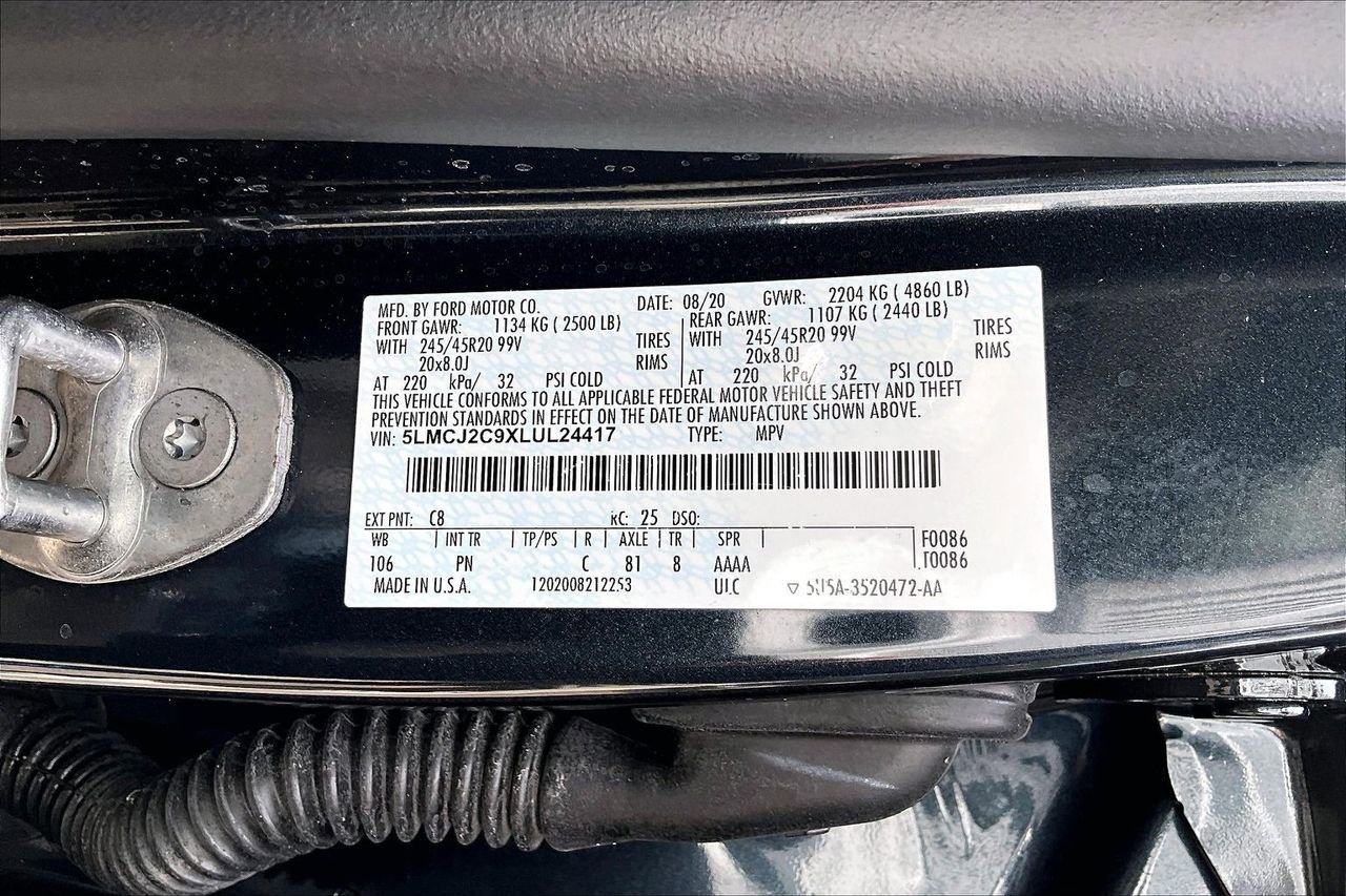 Used 2020 Lincoln Corsair Reserve image 16