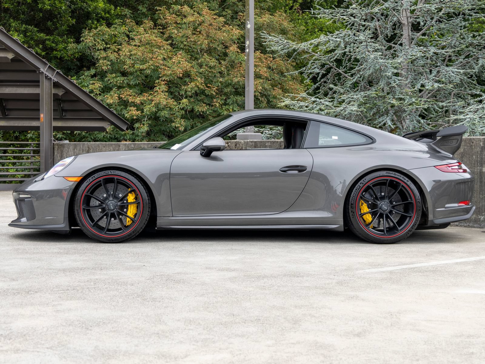 Certified 2018 Porsche 911 GT3 RWD image 2